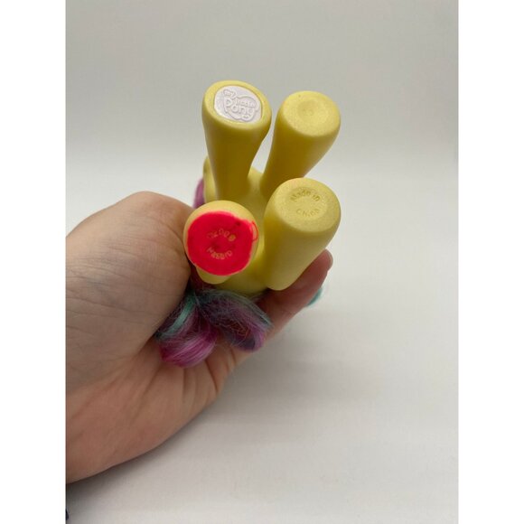 2006 My Little Pony Tea Lily Figurine Toy - Picture 7 of 7